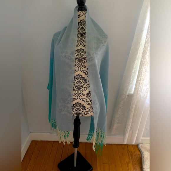 Handmade Handwoven 100% Wool Crock of Gold Ireland Huge 84” x 28” Scarf Wrap - Picture 8 of 10